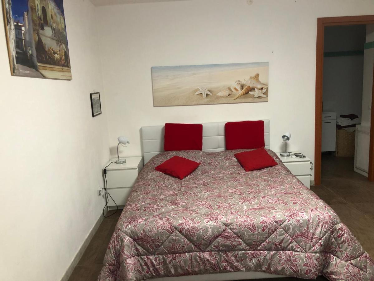 Arenada Private Rooms And Apartment Sud Cagliari Ngoại thất bức ảnh