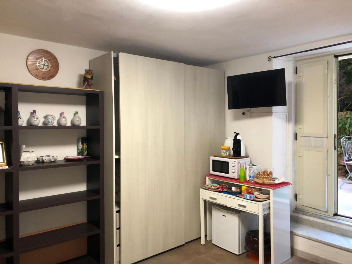 Arenada Private Rooms And Apartment Sud Cagliari Ngoại thất bức ảnh