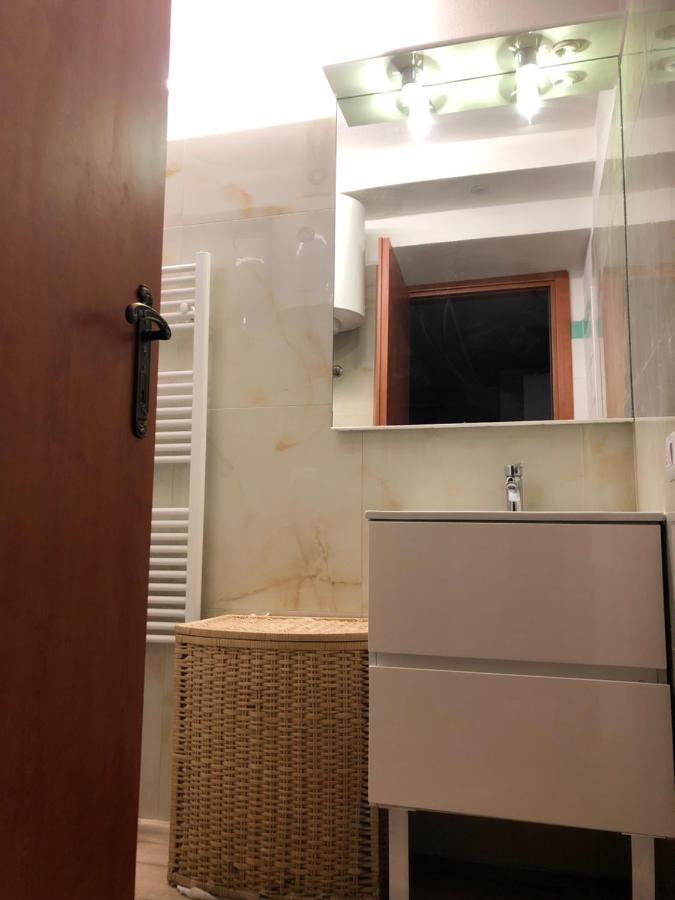 Arenada Private Rooms And Apartment Sud Cagliari Ngoại thất bức ảnh