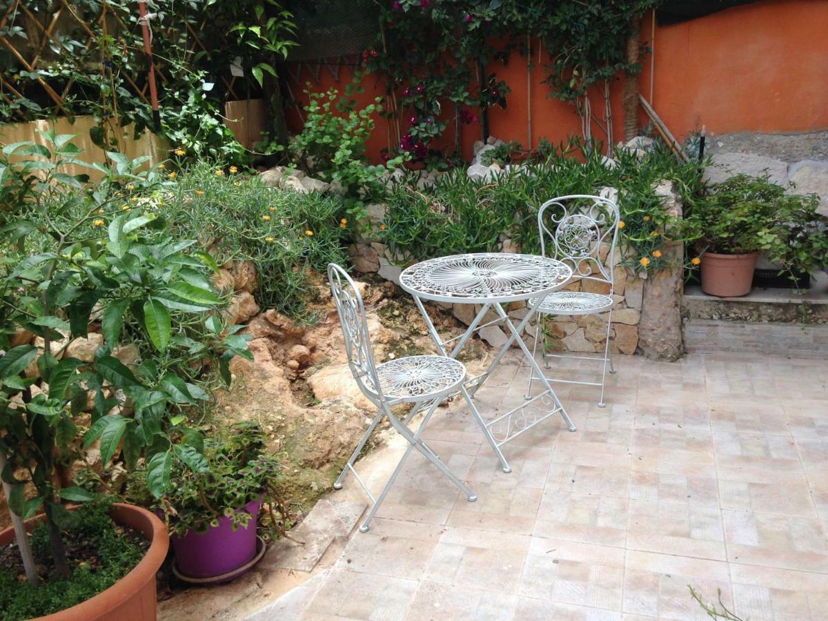 Arenada Private Rooms And Apartment Sud Cagliari Ngoại thất bức ảnh